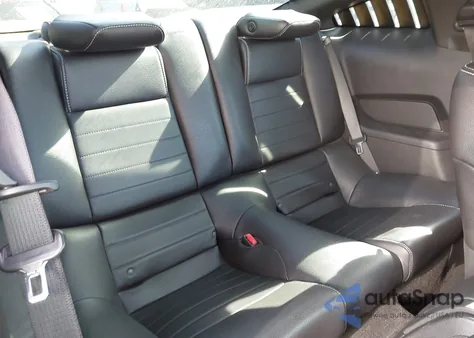 2011 Ford Mustang V6 Premium z USA, uszkodzony, nr VIN 1ZVBP8AM7B5154583